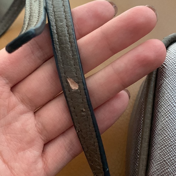 Guess Crossbody Bag - Picture 4 of 6